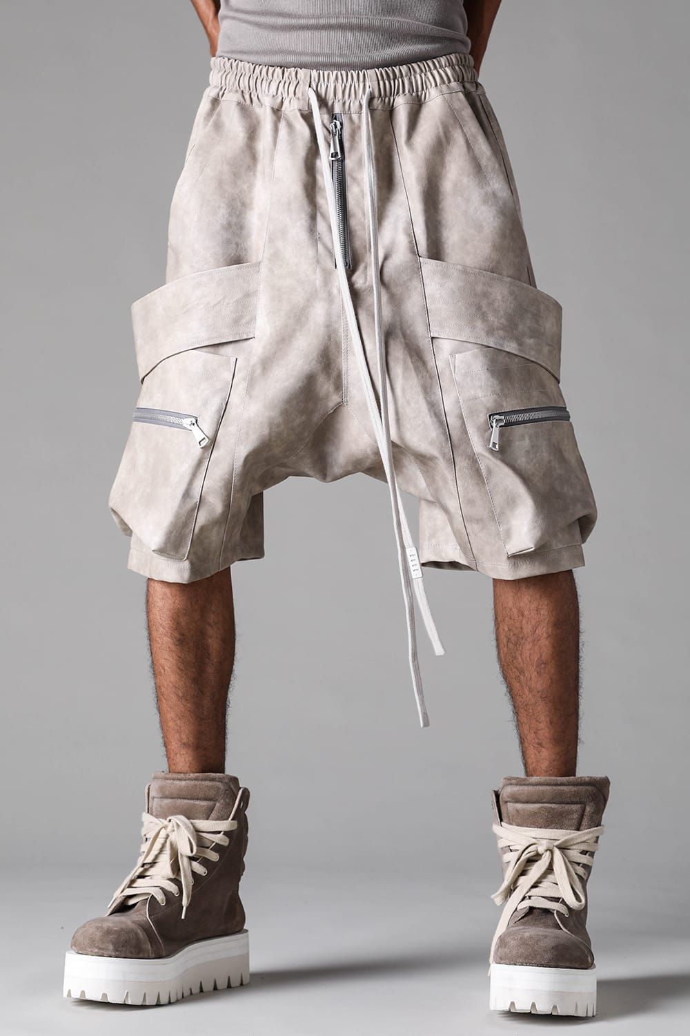 《2027SS先行予約》Vegan Leather Belt Cargo Sarrouel Shorts"Black / L.Beige" / ヴィーガンレザーベルトカーゴサルエルショーツ"ブラック / ライトベージュ"