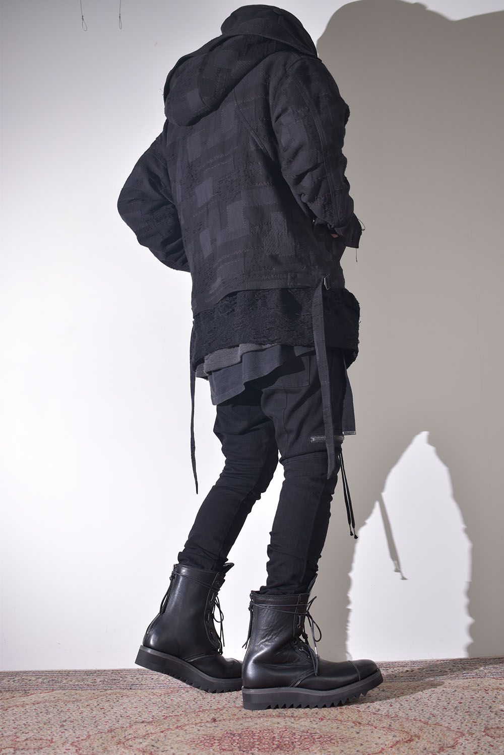 プラスカーディガンで冬仕様