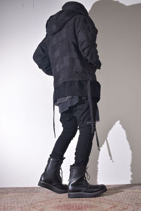 プラスカーディガンで冬仕様