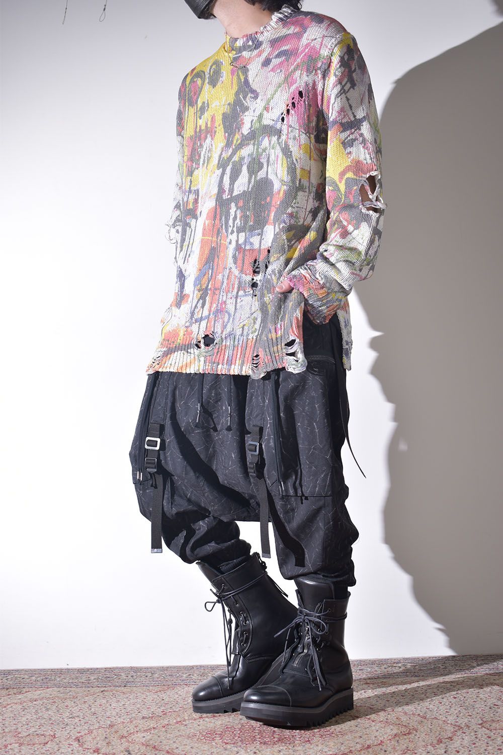 カラフルなプリントで楽しむ春ニット