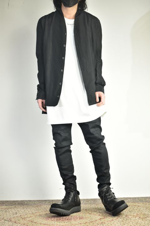 ソリッドでも快適な生地感