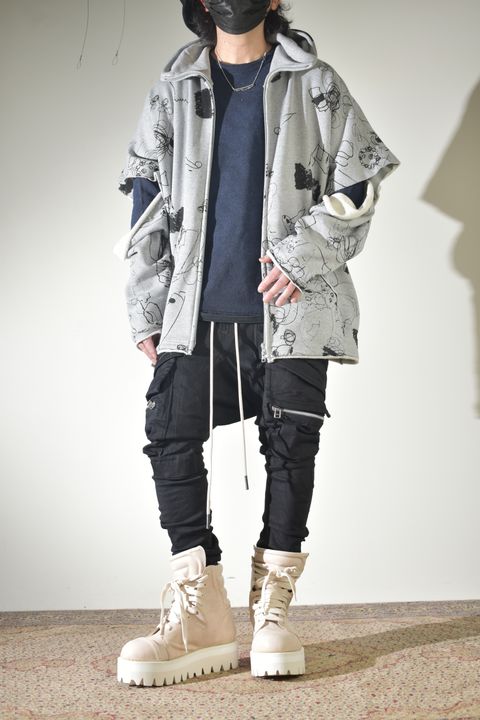 春夏らしいカジュアルミックス