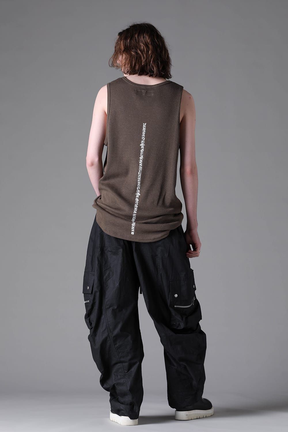 《2026AW先行予約》Back Printed Waffle Jersey Long Tank Top"Black / D.Grey / Ivory /Khaki"バックプリントワッフルジャージーロングタンクトップ"ブラック/ダークグレー/アイボリー/カーキ"