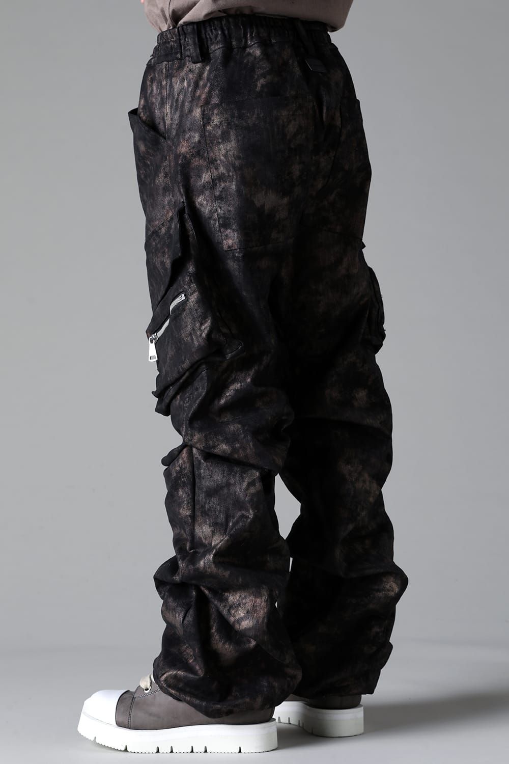 《2025AW先行予約》Metal Steam Camouflage Boots Cut Tuck Cargo Pants"Black × Beige" / メタルスチームカモフラージュ ブーツカットタックカーゴパンツ"ブラック×ベージュ"