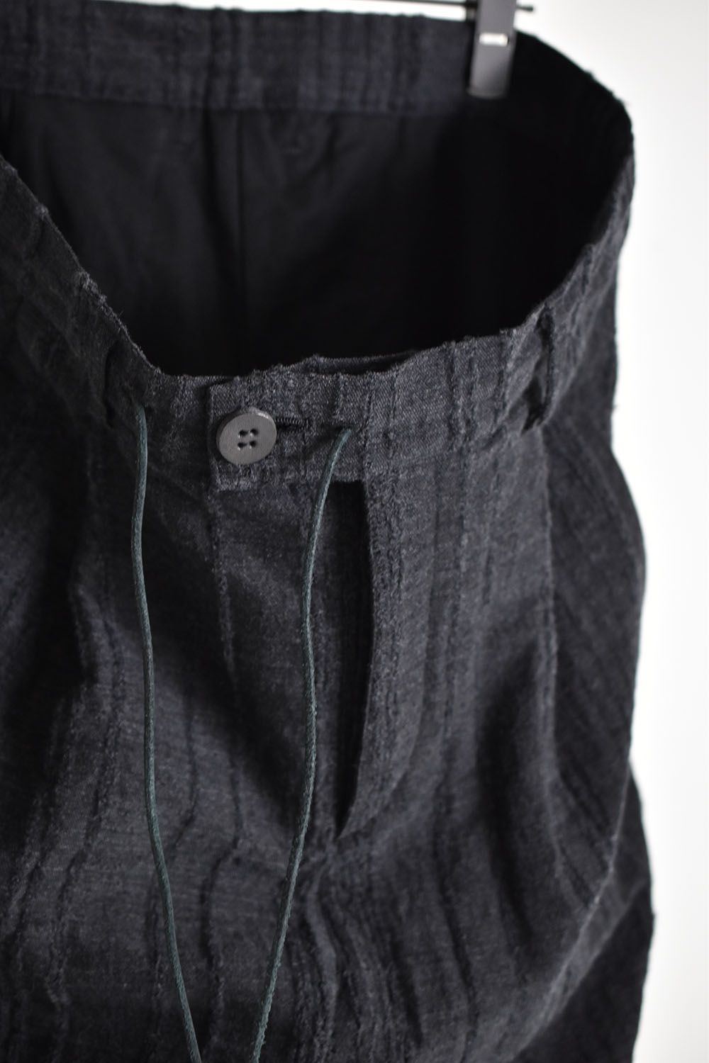 Wool Rayon Jacquard strap Layered cropped pants"Charcoal"/ウール×レーヨン破れジャガードストライプレイヤードクロップドパンツ