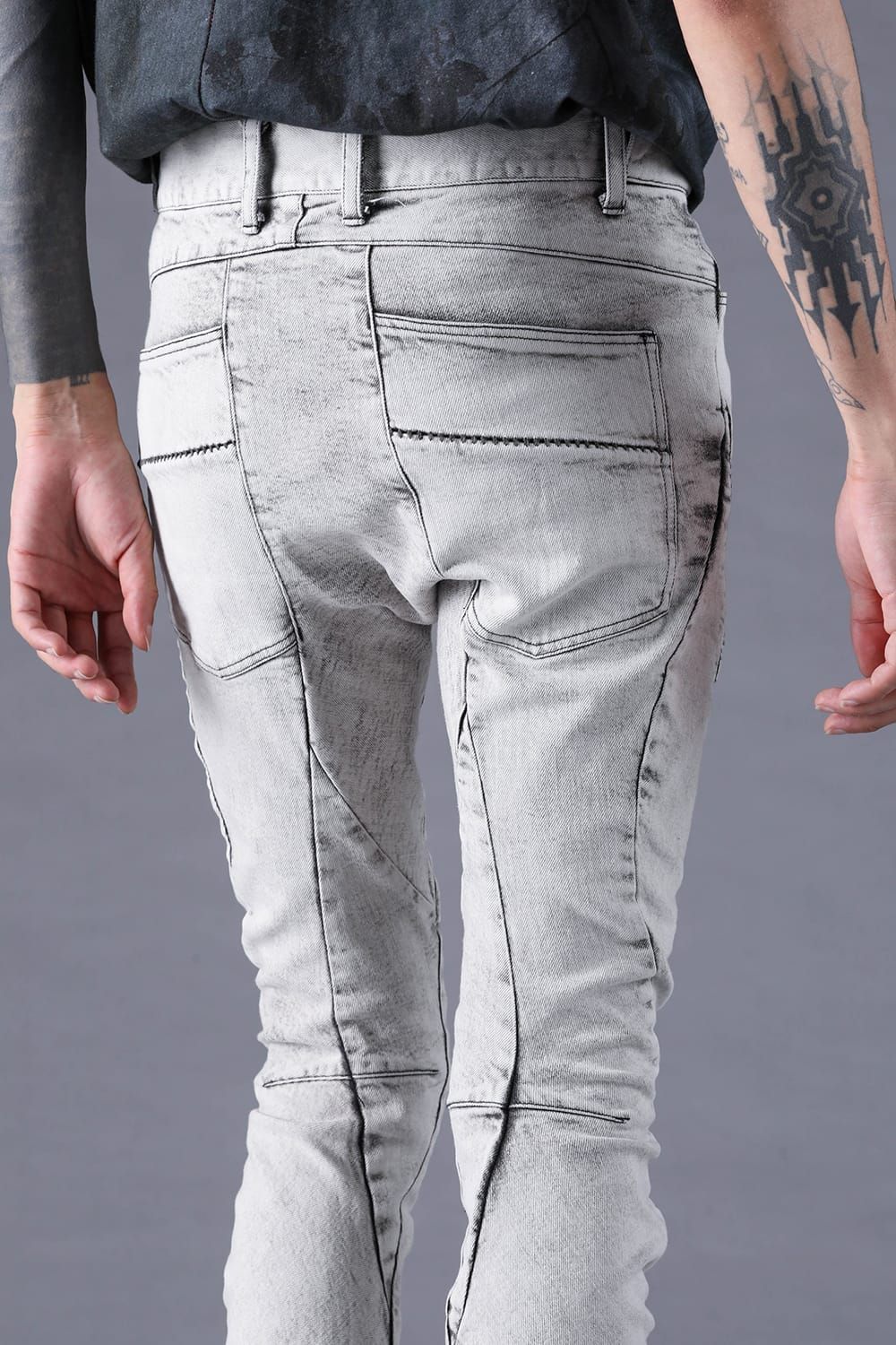 《2027SS先行予約分》Stretch Denim Overlock Twist Curve Pants"White" / ストレッチデニムオーバーロックツイストカーブパンツ"ホワイト"