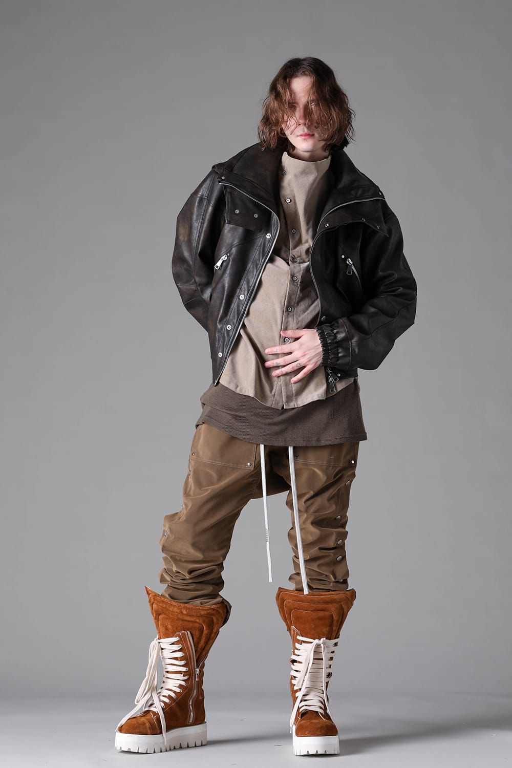 《2026AW先行予約》Vegan Leather High Neck Blouson "Black / Brown " / ヴィーガンレザーハイネックブルゾン"ブラック/ブラウン"