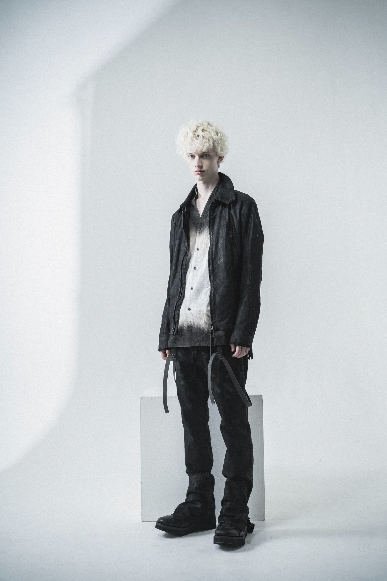 《2027SS先行予約分》Product Coated Stretch Denim Flared Slim Pants"Black" / 製品コーティングストレッチデニムフレアスリムパンツ"ブラック"