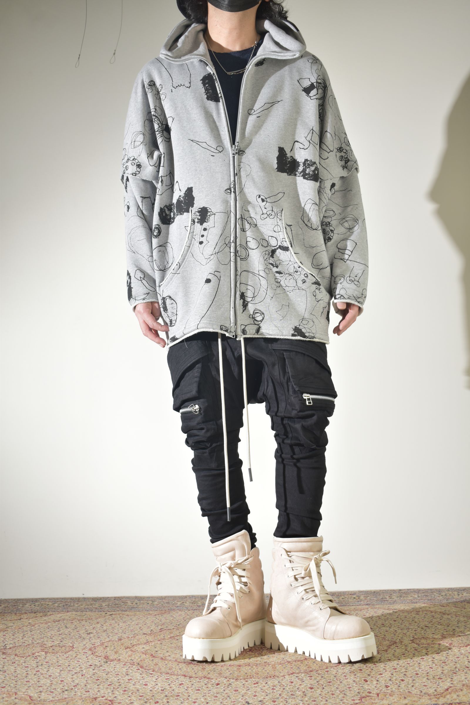 春夏らしいカジュアルミックス