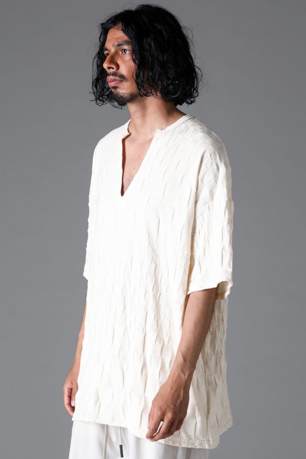 《2026SS先行予約》Gradient Plaid Pattern V Neck Tee"Black / Cream" / グラデーションチェックパターンVネックTee"ブラック/クリーム"