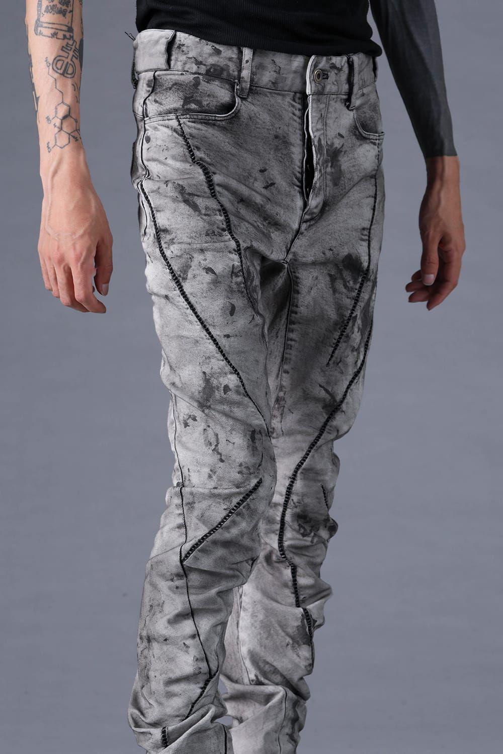 《2027SS先行予約分》Dirty Finish Overlock Twist Curve Pants"Dusty White" / ダーティ加工オーバーロックツイストカーブパンツ "ダスティホワイト"
