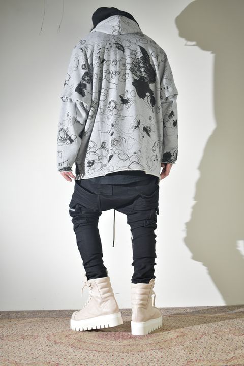 春夏らしいカジュアルミックス