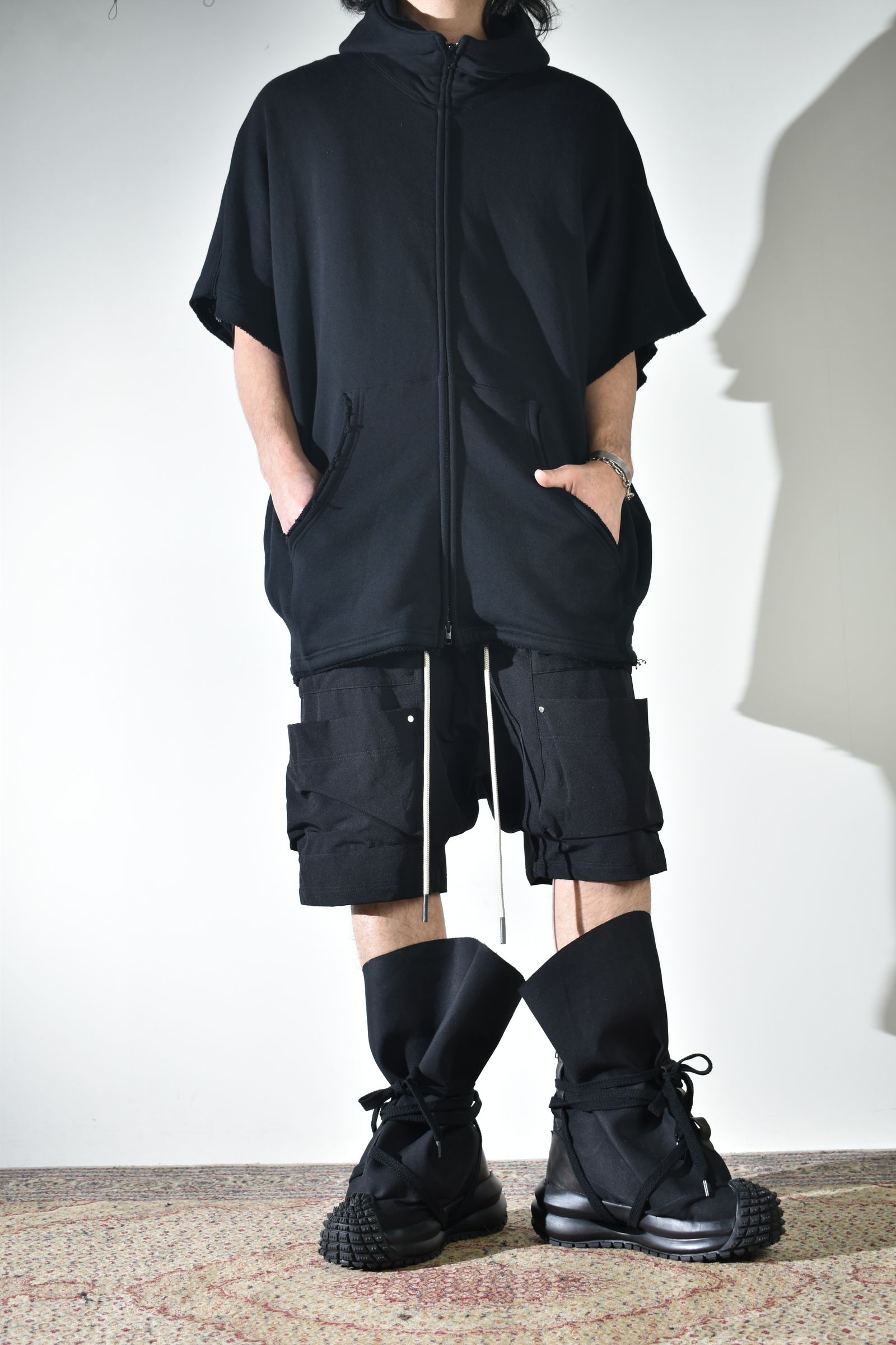 2Wayで着られる着用シーズンの長いスウェット