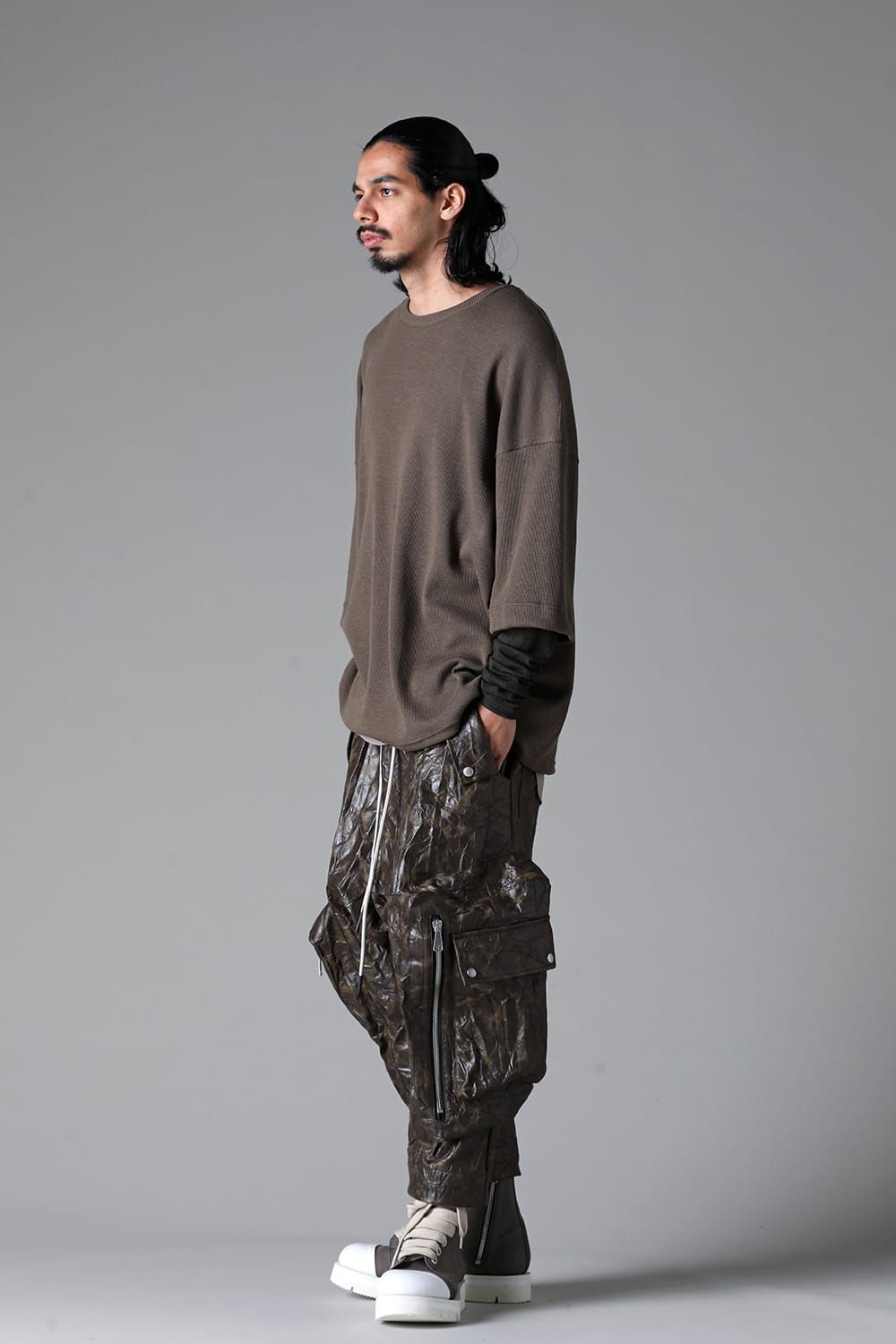 《2025AW先行予約》Layered Crew Neck Top"Black / Beige /Khaki /Grey /D.Grey" / レイヤードクルーネックトップ"ブラック/ベージュ/カーキ/グレー/ダークグレー"