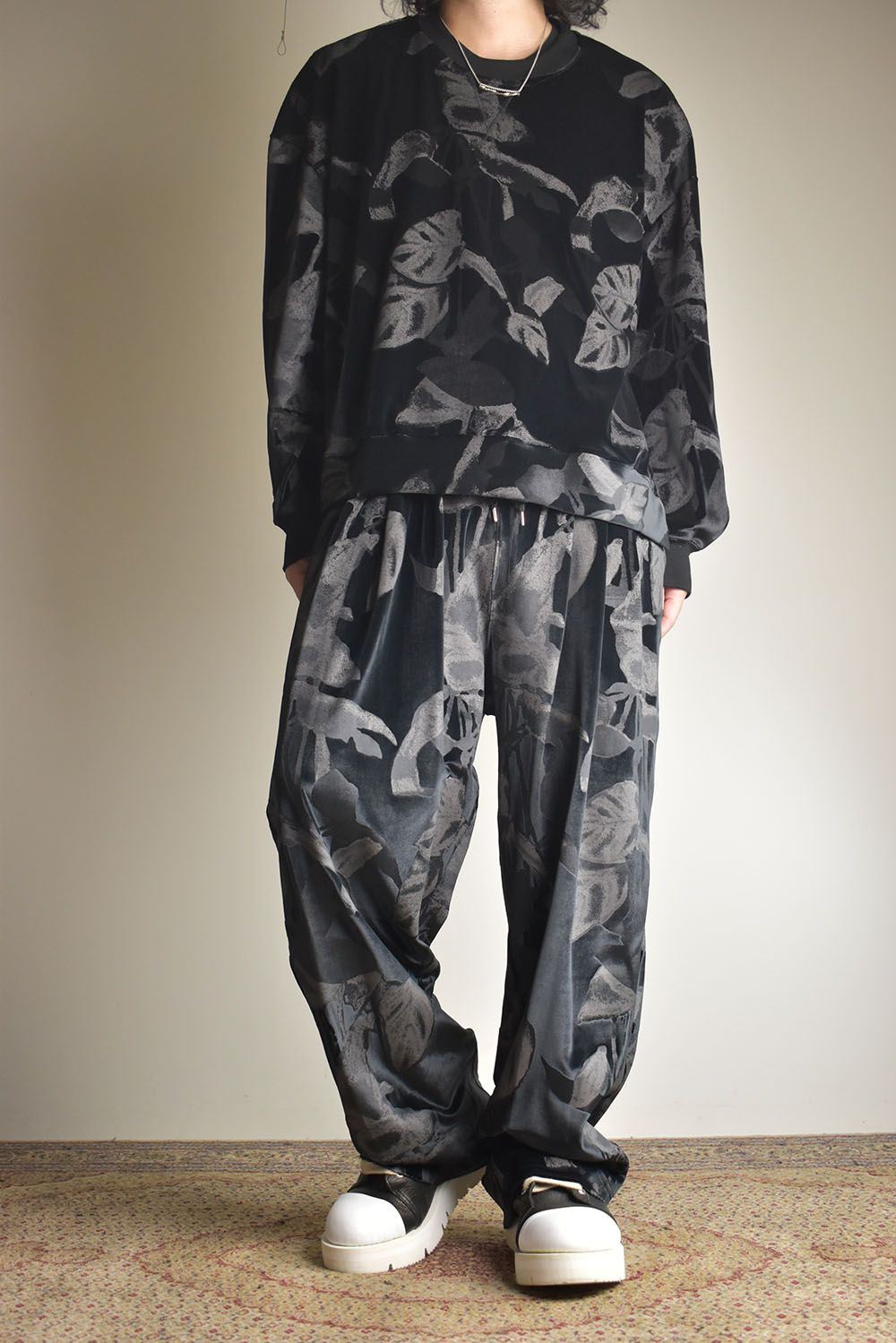 Crew Neck Side Vent Pullover"Black" / クルーネックサイドベンツプルオーバー"ブラック"