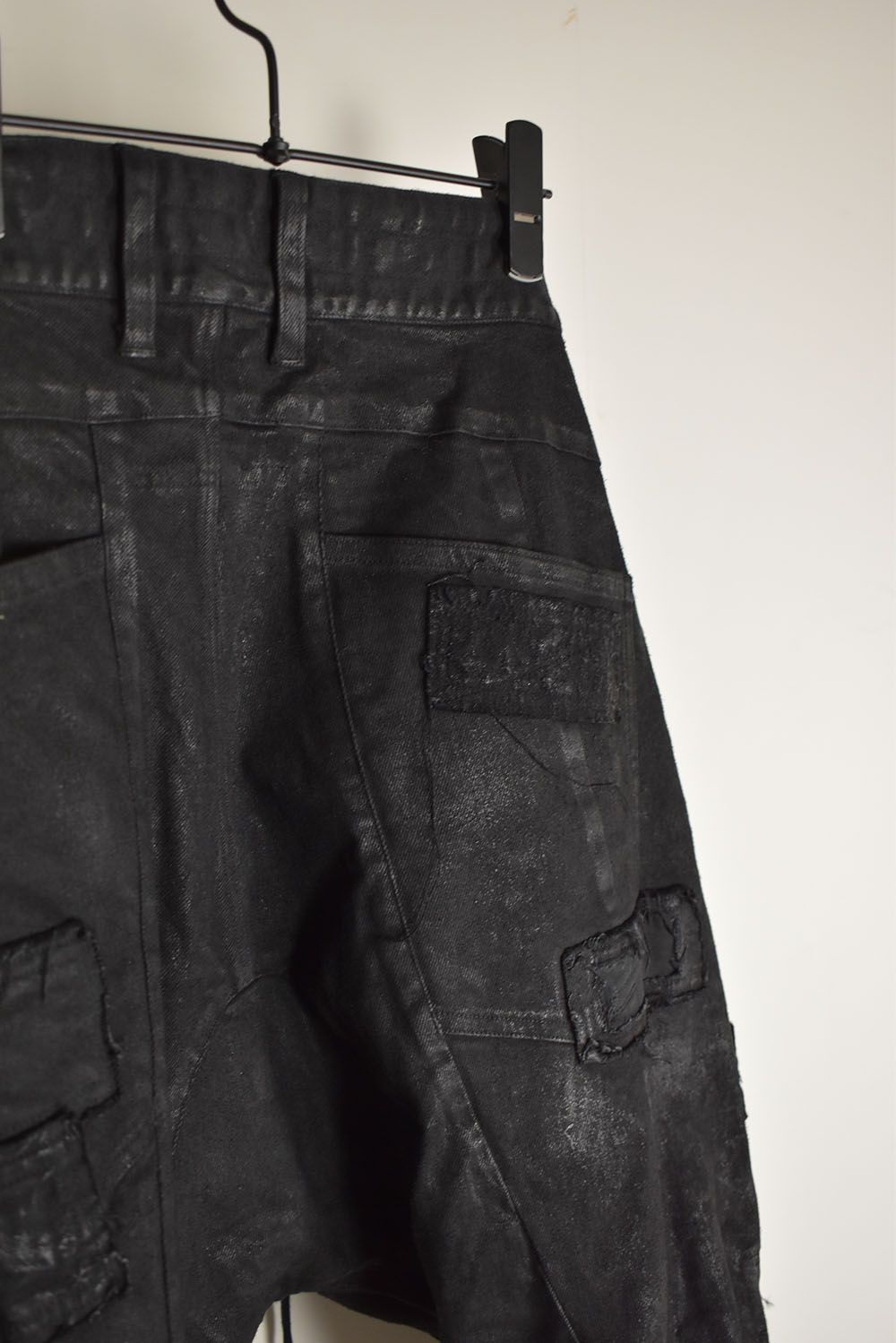 Product Coating Stretch Denim Damage Repair Cropped Pants “Black / 製品コーティングストレッチデニムダメージリペアクロップドパンツ"ブラック"