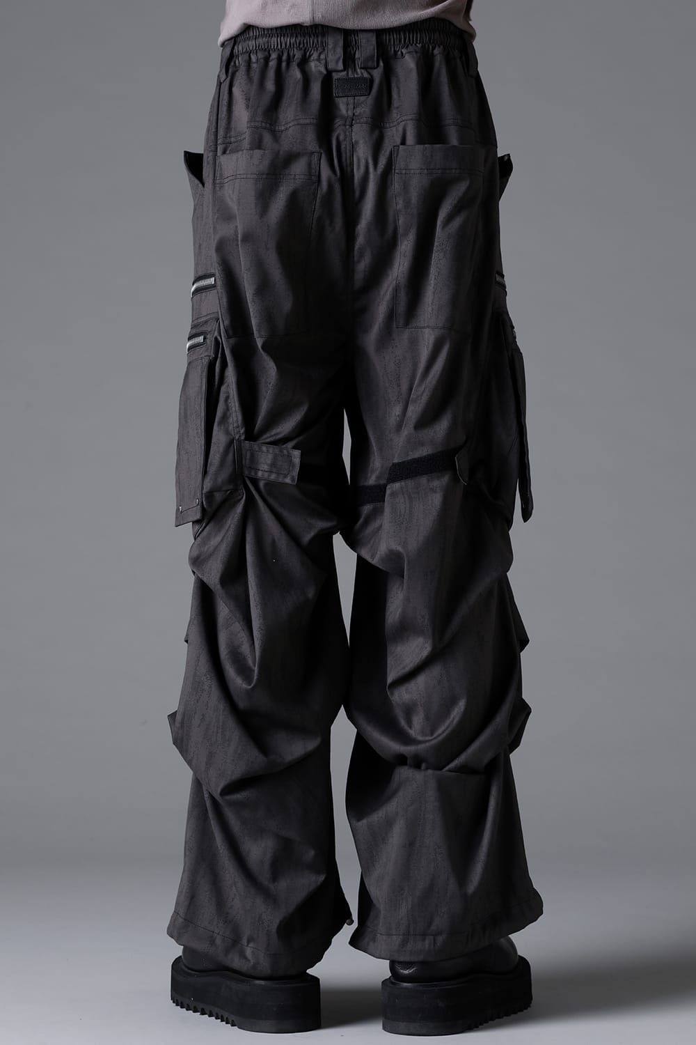 《2026SS先行予約》Abstract Cargo Tuck Wide Pants"Black / Grey /Brown" / アブストラクトカーゴタックワイドパンツ"ブラック/グレー/ブラウン"