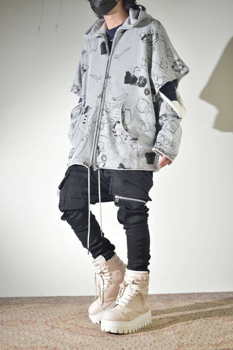 春夏らしいカジュアルミックス