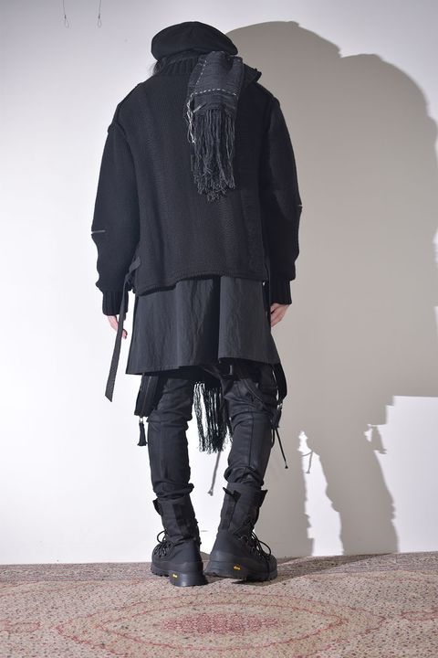 冬のニットジャケットスタイル