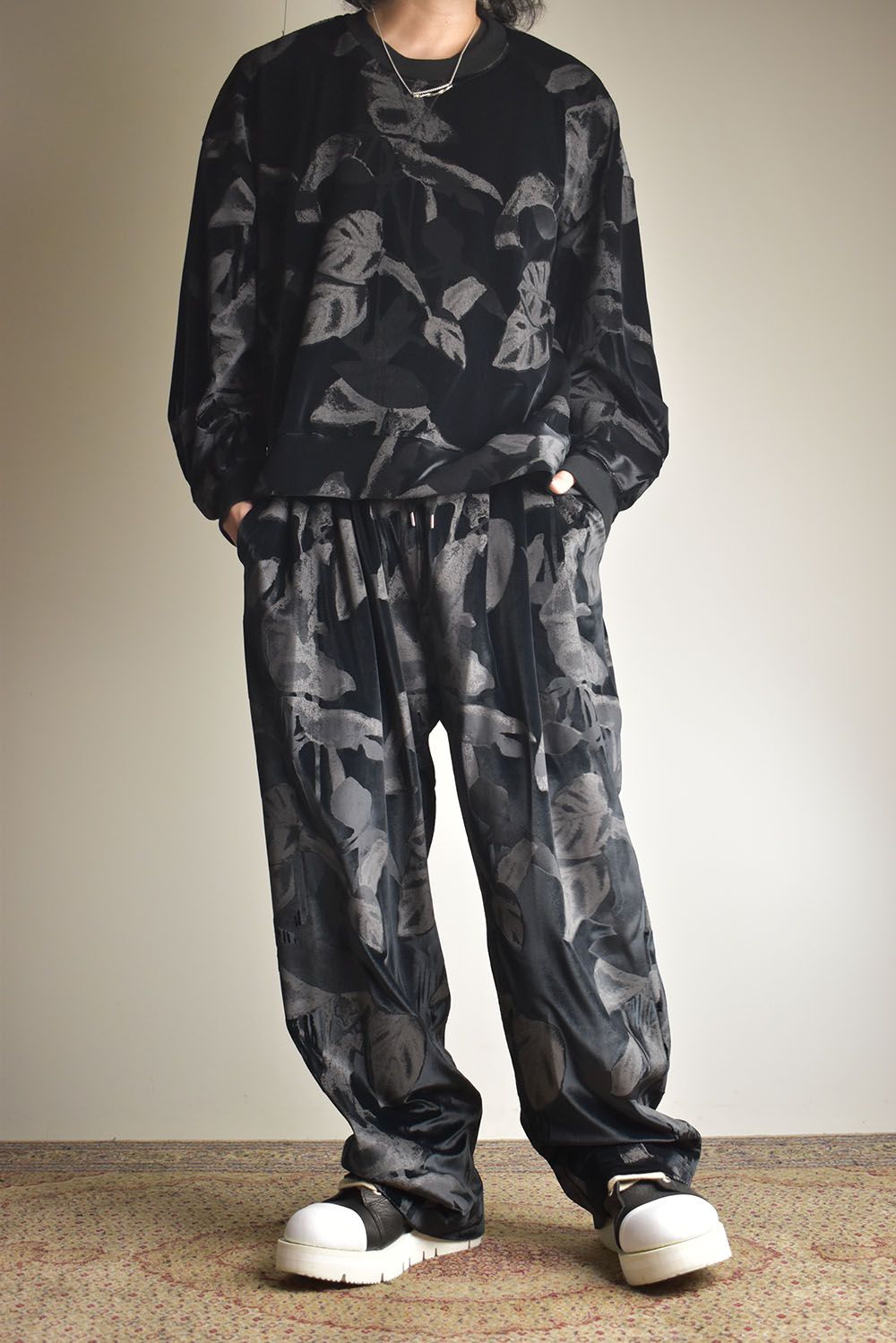 Crew Neck Side Vent Pullover"Black" / クルーネックサイドベンツプルオーバー"ブラック"