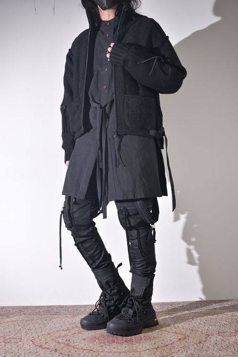 冬のニットジャケットスタイル