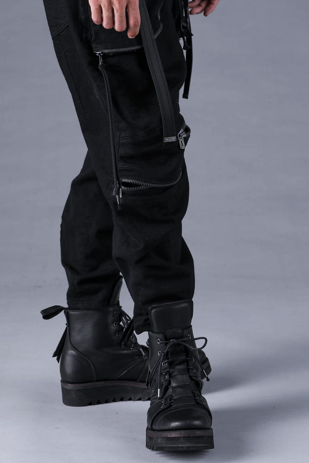 Stretch Denim Knee-Open Cropped Pants"Black" / ストレッチデニムニーオープンクロップドパンツ"ブラック"