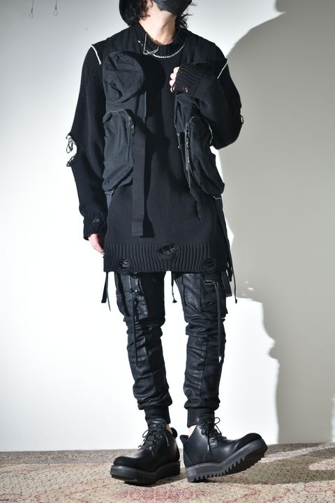 春ニット × ベスト