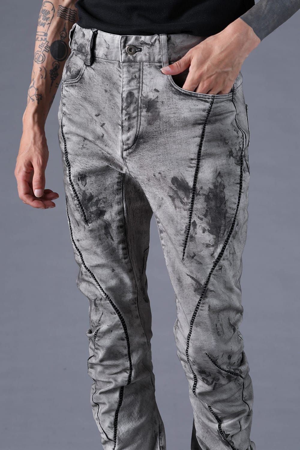 《2027SS先行予約分》Dirty Finish Overlock Twist Curve Pants"Dusty White" / ダーティ加工オーバーロックツイストカーブパンツ "ダスティホワイト"
