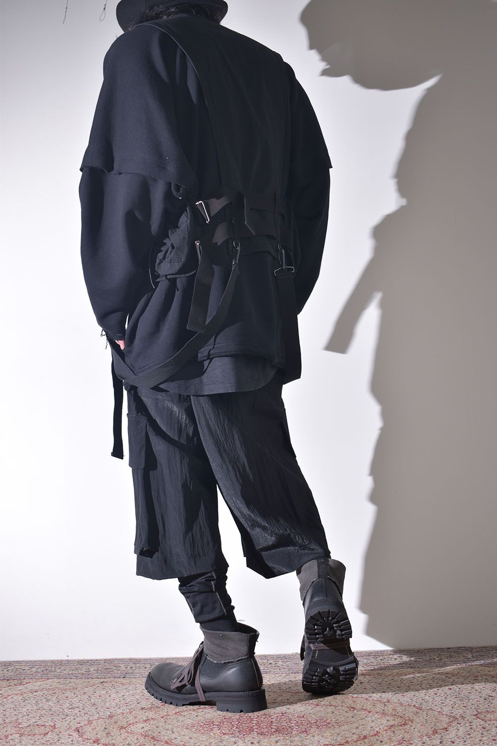 どんなトップスにも合わせられるベスト