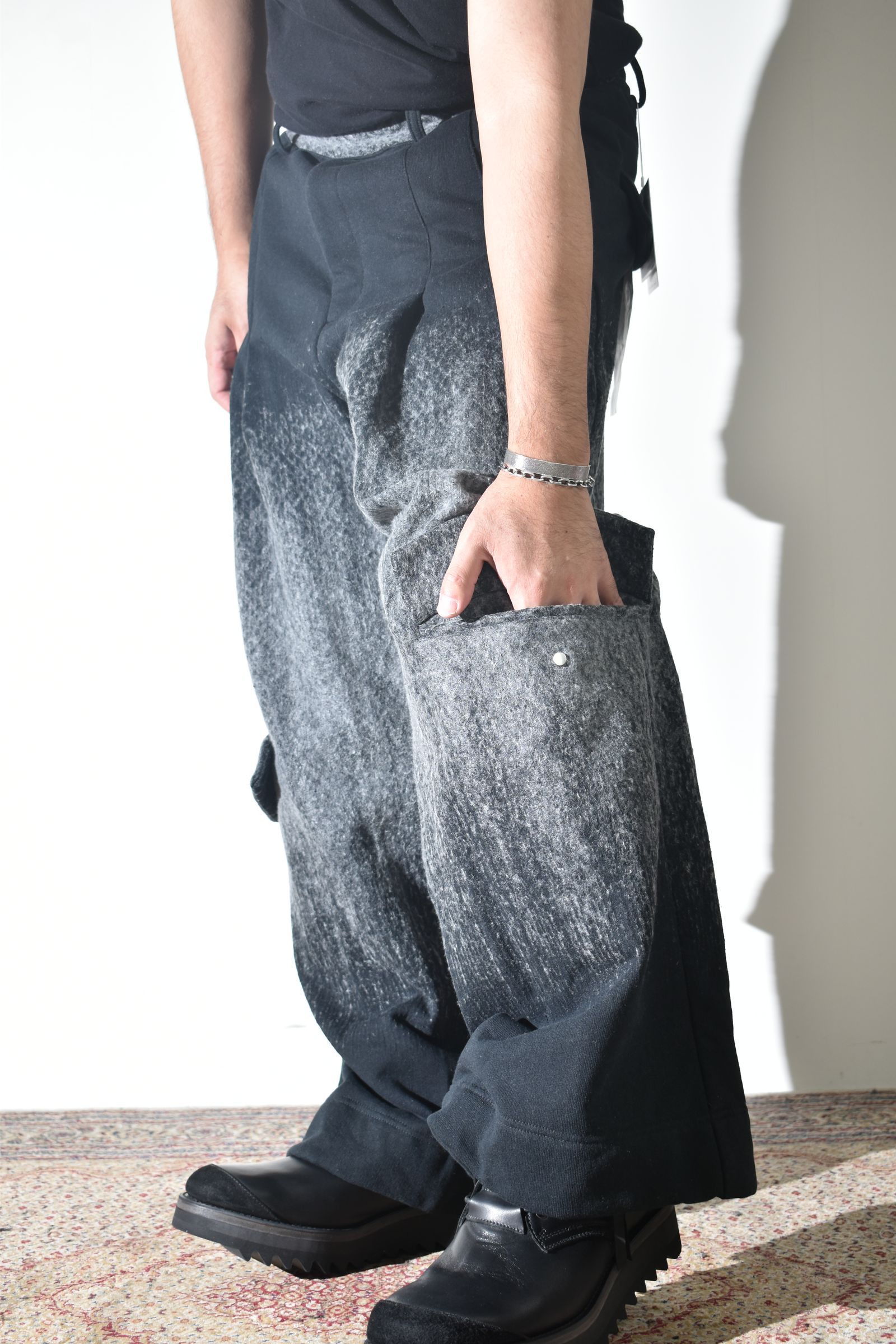 Gradient Needle Punch Sinflap Baggy Pants "Black Based" / グラデーションニードルパンチシンフラップバギーパンツ"ブラックベース"