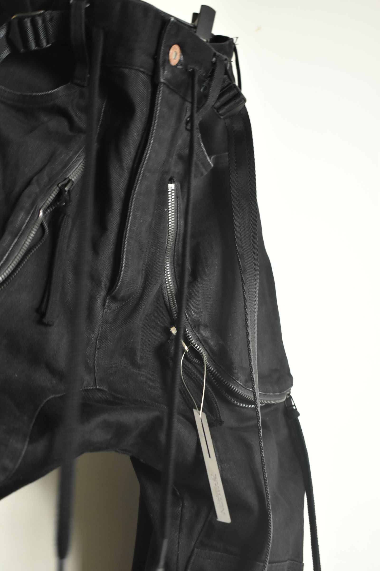 Stretch Denim Knee-Open Cropped Pants"Black" / ストレッチデニムニーオープンクロップドパンツ"ブラック"