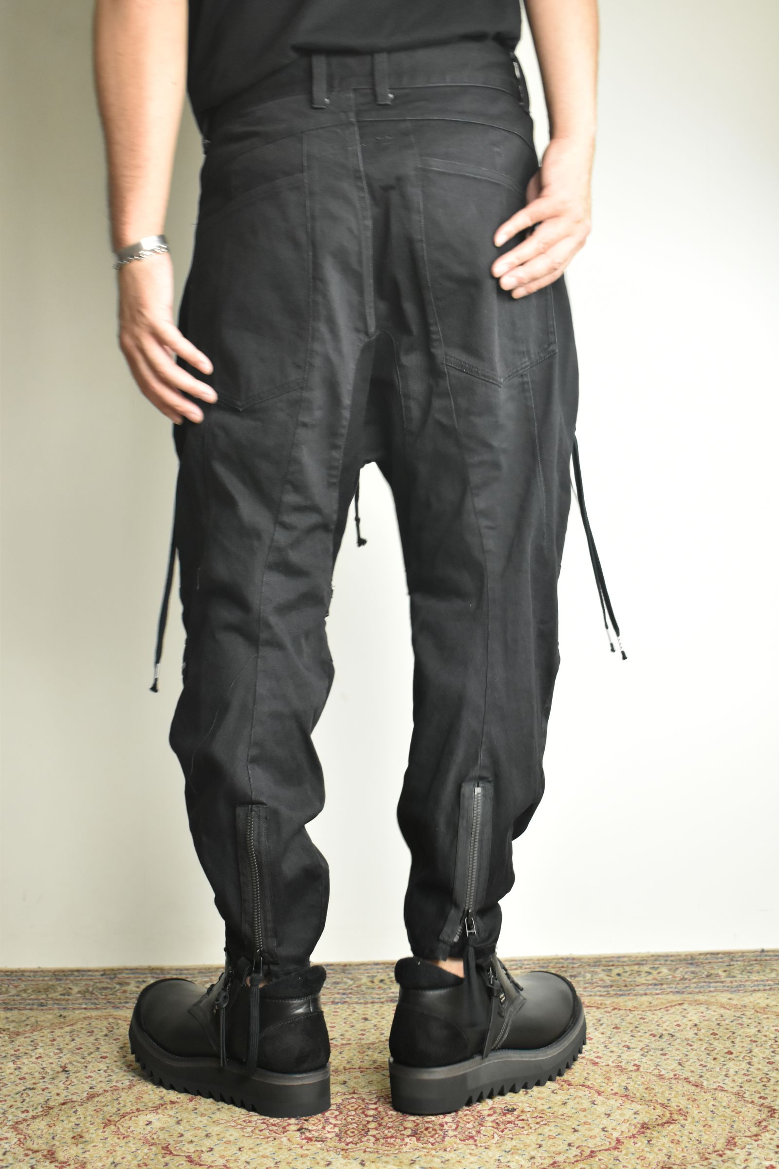 Stretch Denim Knee-Open Cropped Pants"Black" / ストレッチデニムニーオープンクロップドパンツ"ブラック"