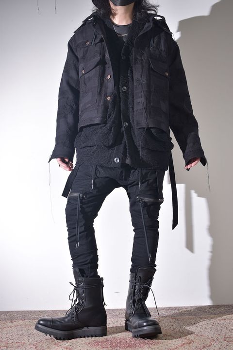 プラスカーディガンで冬仕様