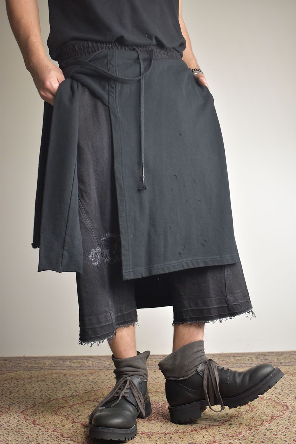 Stretch Denim Distressed Apron Wide Cropped Pants "Black" / ストレッチデニムダメージエプロンワイドクロップドパンツ"ブラック"