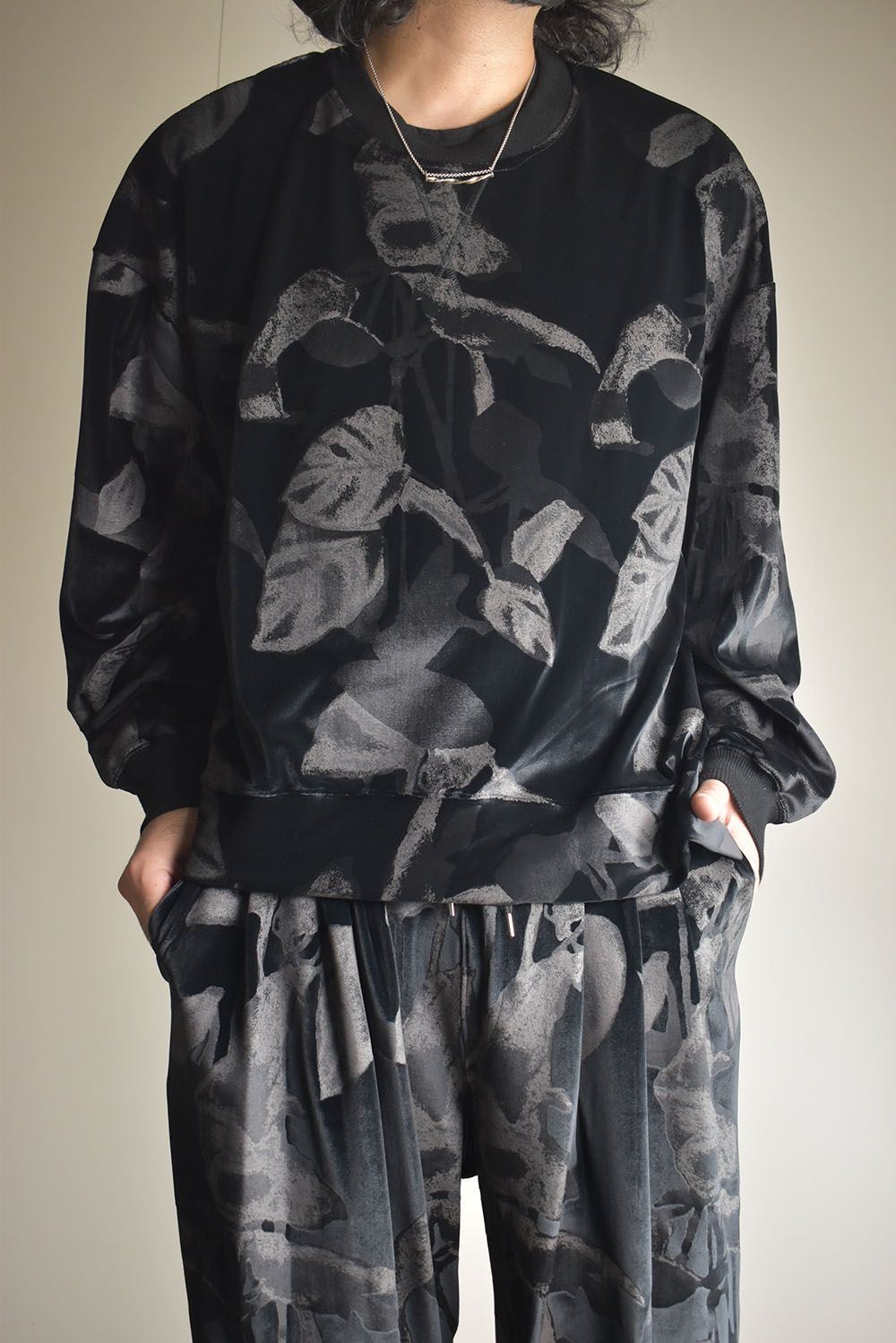 Crew Neck Side Vent Pullover"Black" / クルーネックサイドベンツプルオーバー"ブラック"