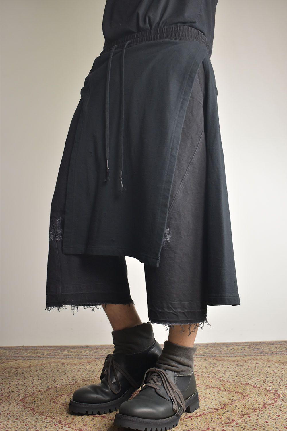 Stretch Denim Distressed Apron Wide Cropped Pants "Black" / ストレッチデニムダメージエプロンワイドクロップドパンツ"ブラック"
