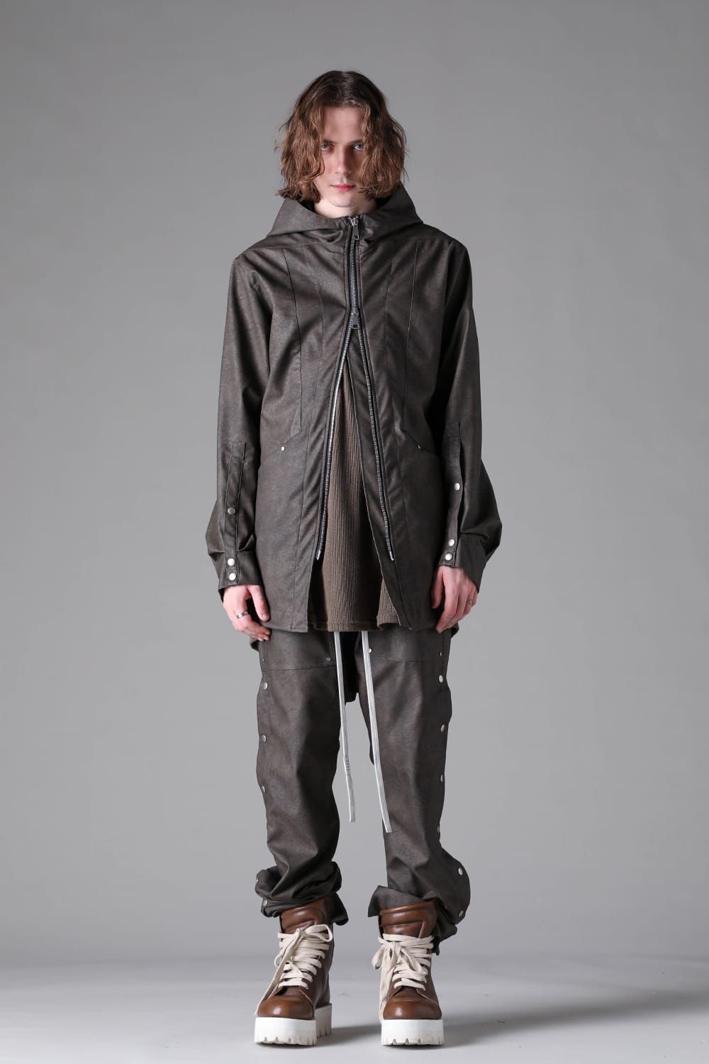 《2026AW先行予約》Vegan Leather Sarrouel Flare Pants"Smoke Black / Khaki" / ヴィーガンレザーサルエルフレアパンツ"スモークブラック/カーキ"