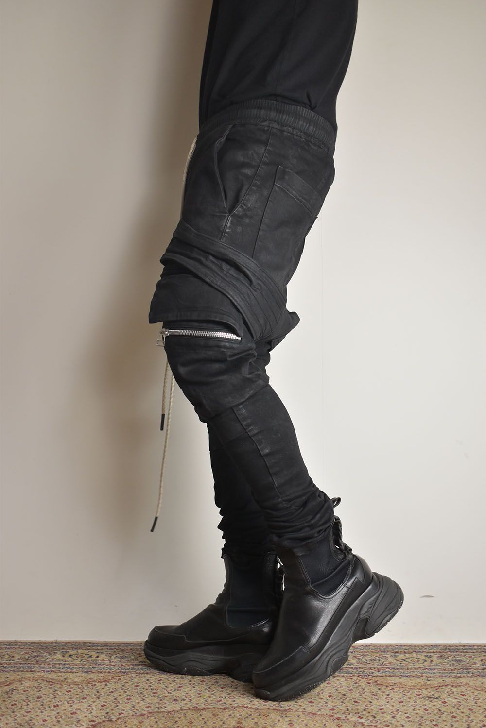 《2025AW先行予約》Denim Coating Cargo Sarouel Skinny"Black" / デニムコーティングカーゴサルエルスキニー"ブラック"