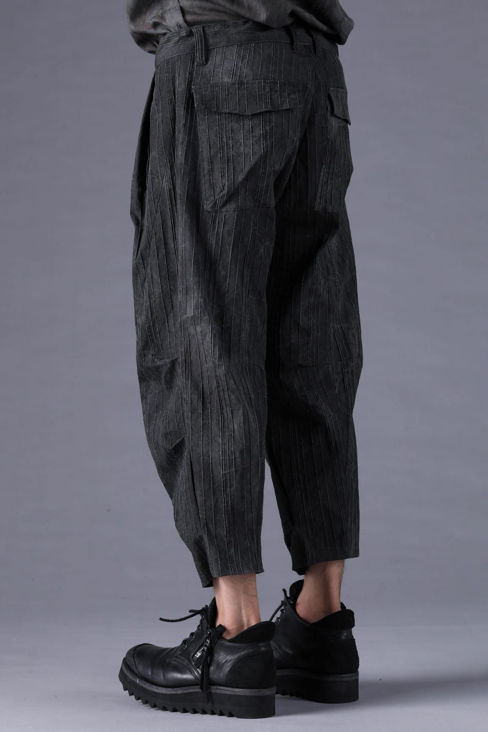 《2027SS先行予約分》Mura-Dye Toby Stripe Cropped Pants"Black" / ムラ染トビーストライプクロップドパンツ"ブラック"