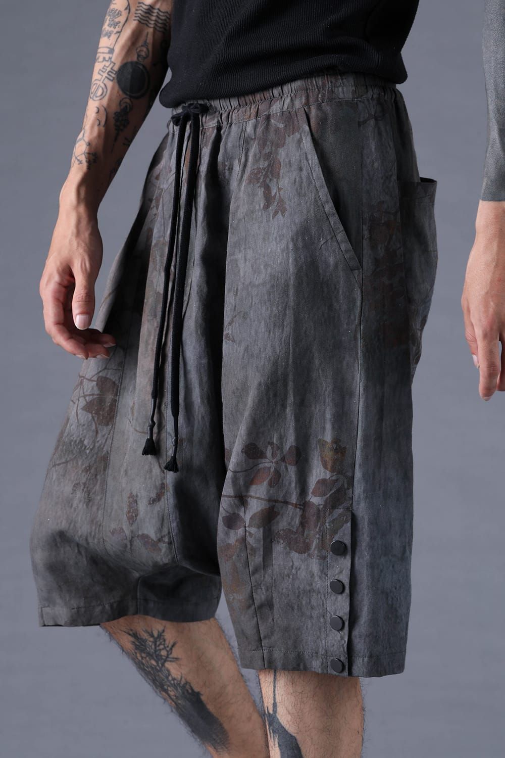 《2027SS先行予約分》Inkjet-Printed Sarrouel Shorts"Charcoal" / インクジェットプリントサルエルショーツ"チャコール"