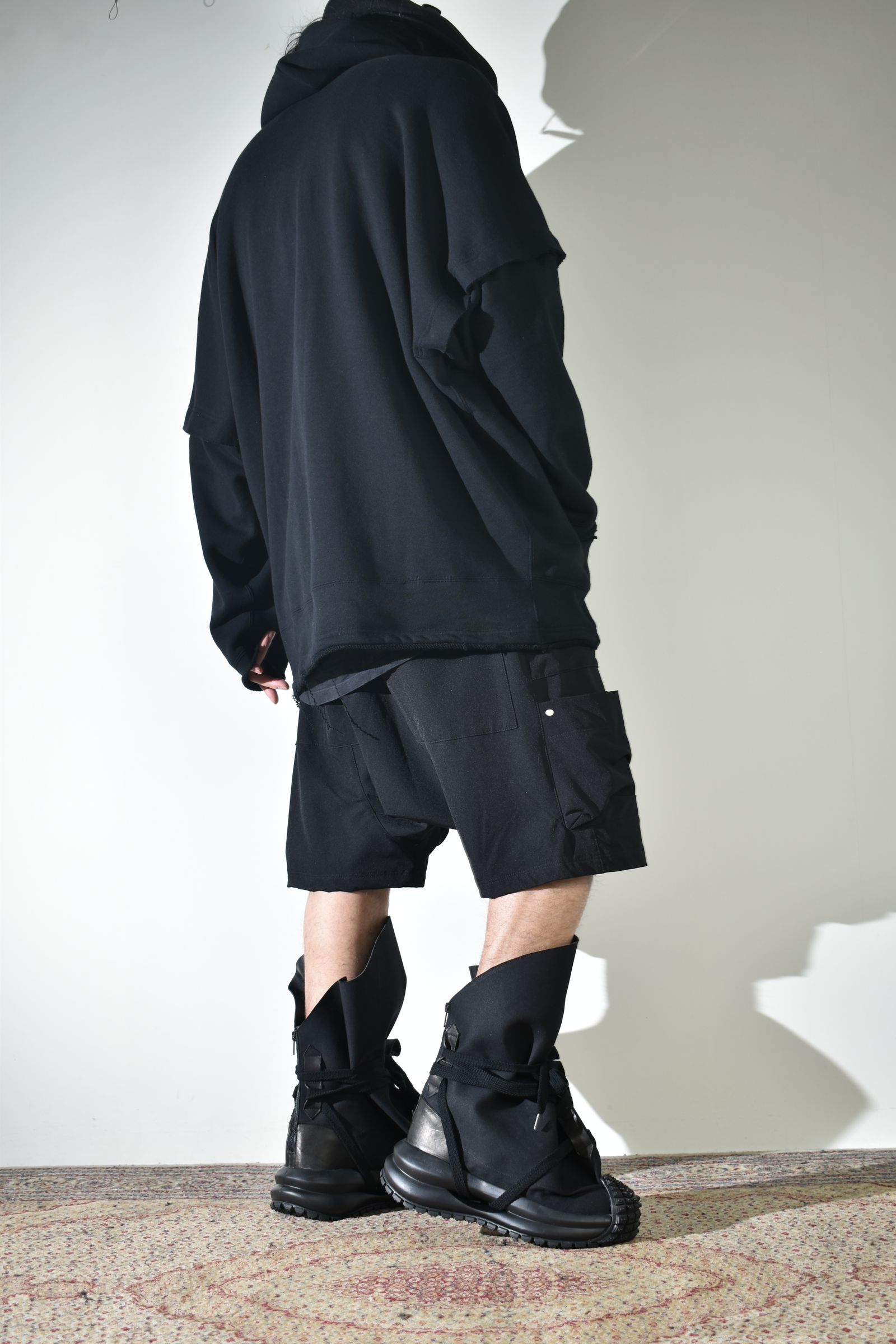 2Wayで着られる着用シーズンの長いスウェット