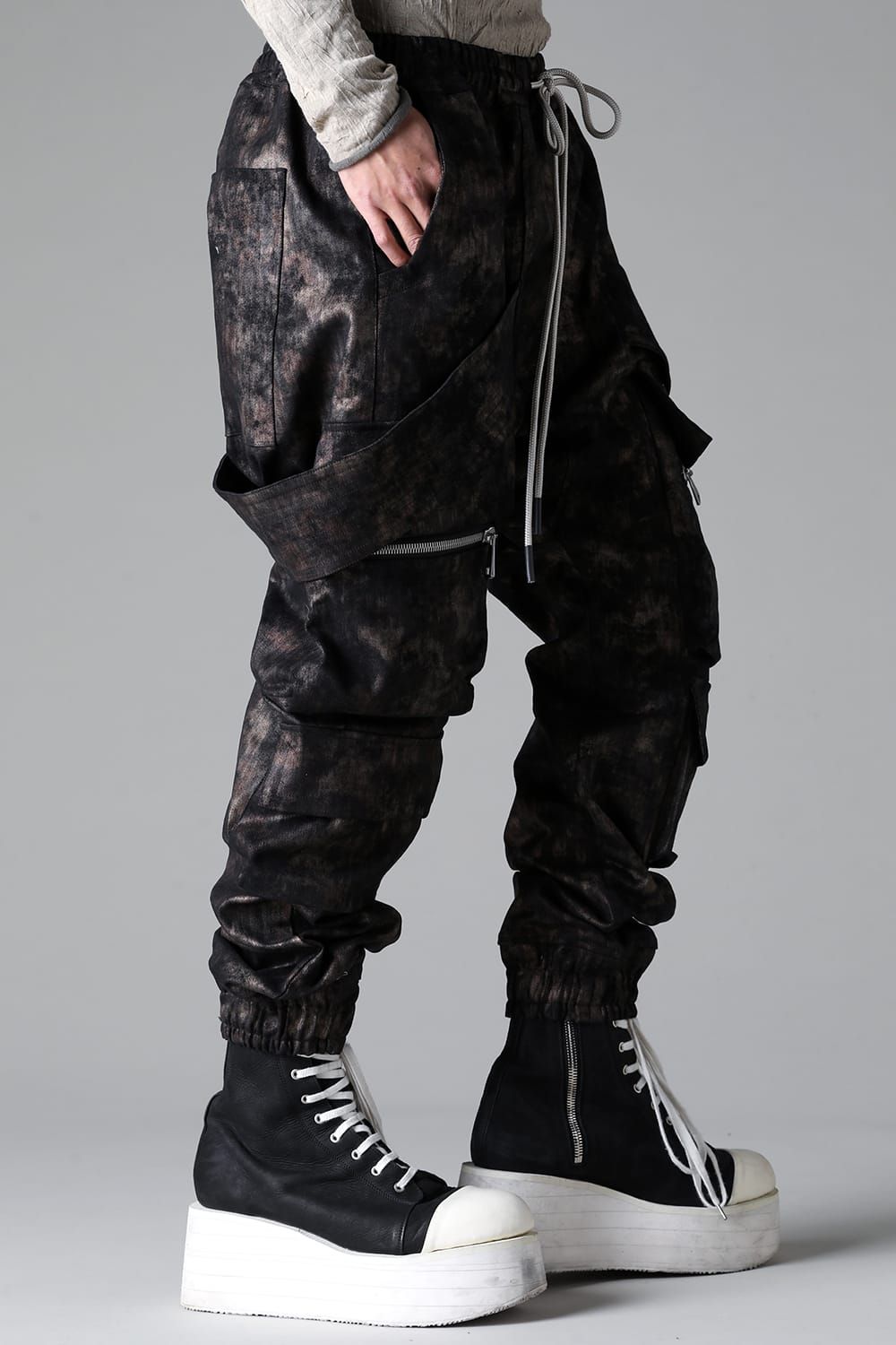 《2025AW先行予約》Metal Steam Camouflage Belt Cargo Jogger"Black × Beige" / メタルスチームカモフラージュ ベルトカーゴジョガー"ブラック×ベージュ"