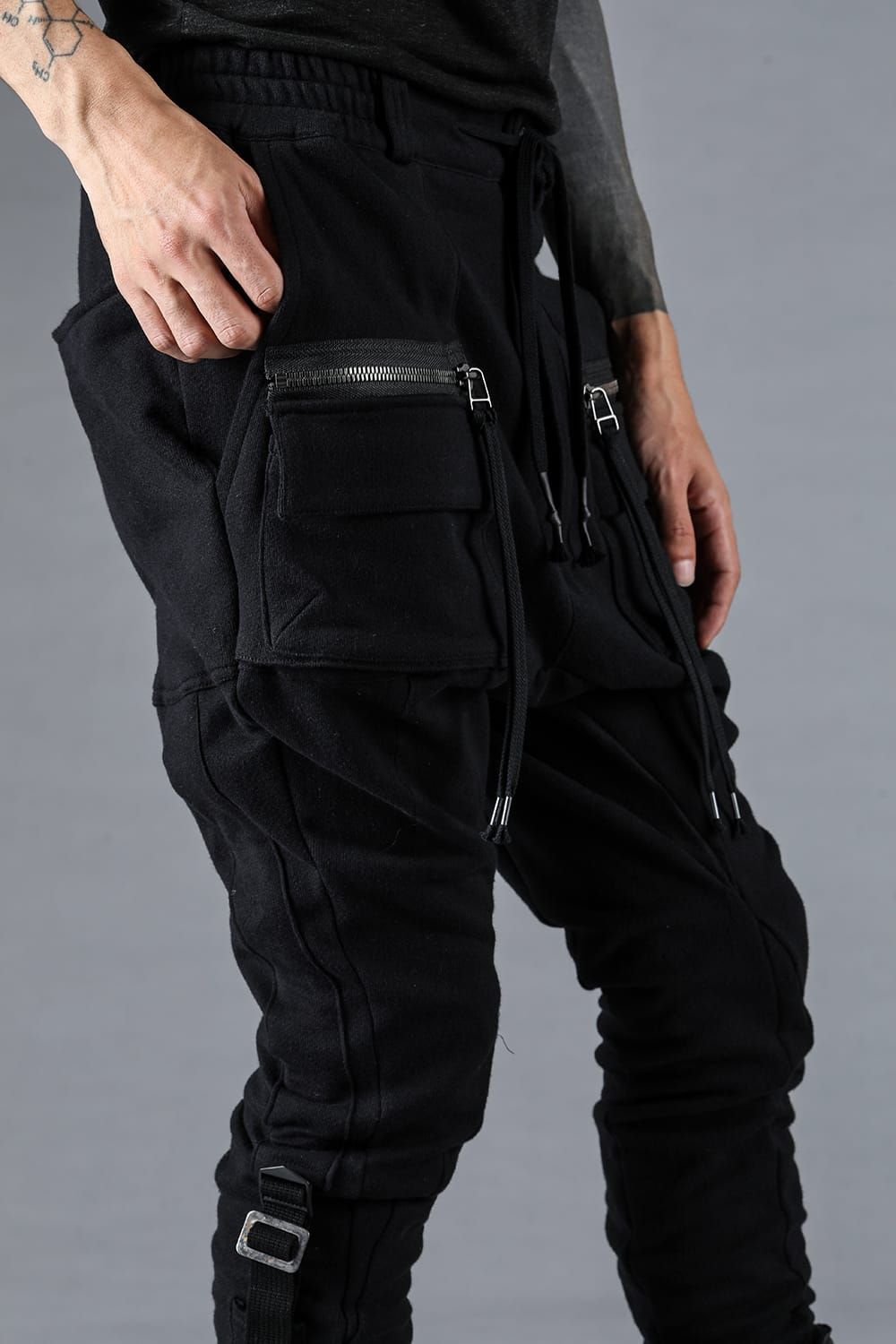 Non-ply Yarn Lined Belt Adjustable Crotch Jog Pants "Black" / 無撚糸裏毛ベルトアジャストロークロッチジョグパンツ"ブラック"