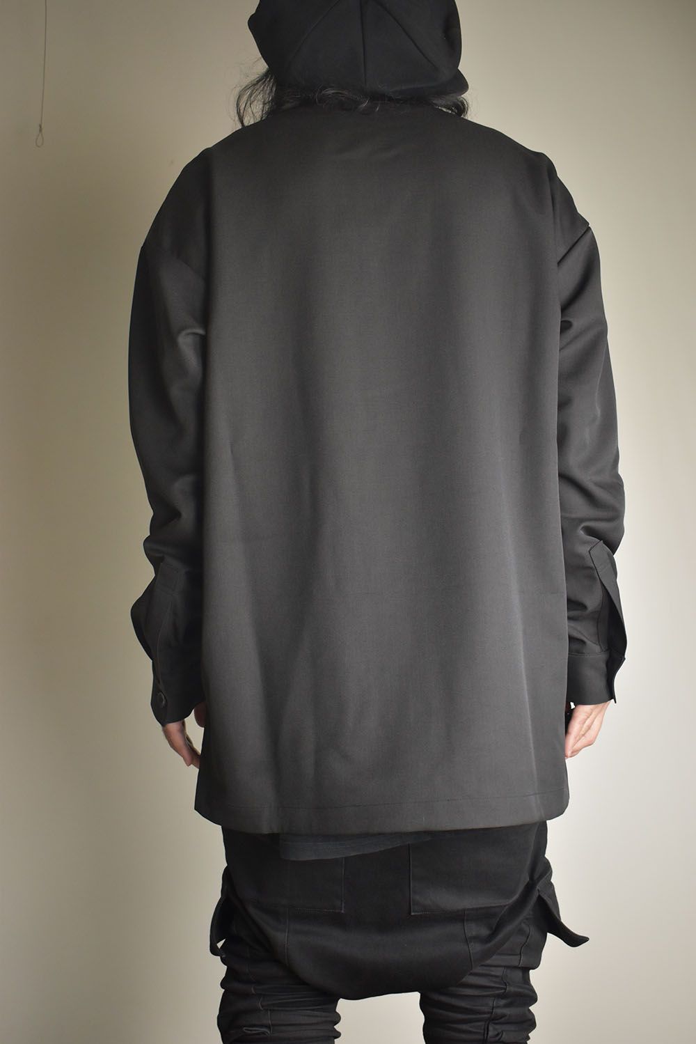 Collarless Top"Black" / カラーレストップ"ブラック"