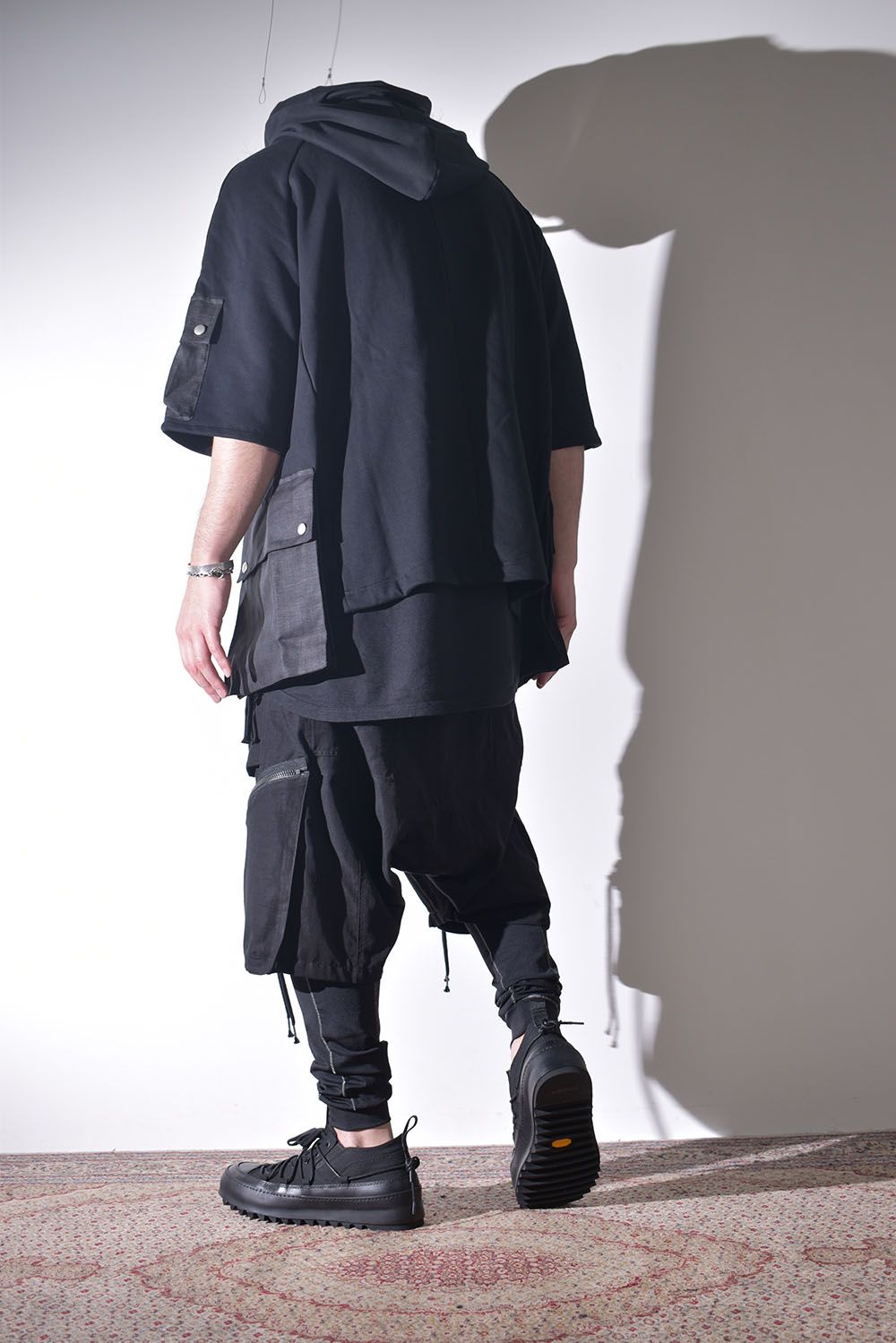 Hoodieも残り1点となっております。