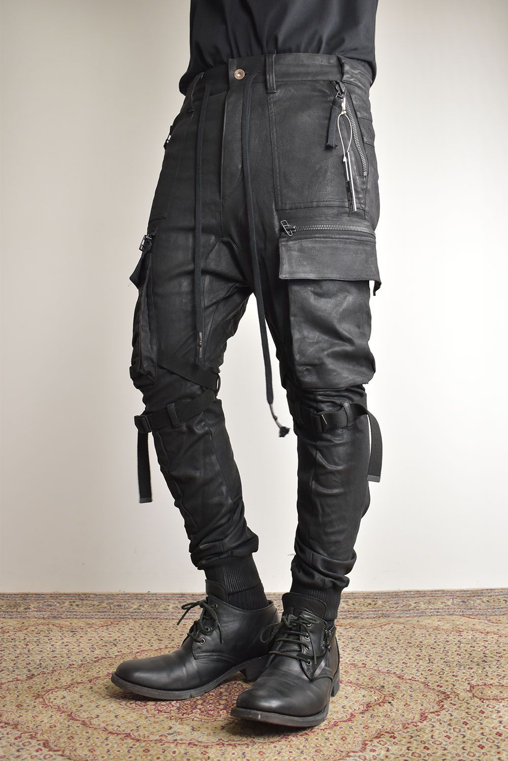 Product-Coated Jersey-Like Denim Cargo Jog Pants"Black" / 製品コーティングジャージーライクデニムカーゴジョグパンツ"ブラック"