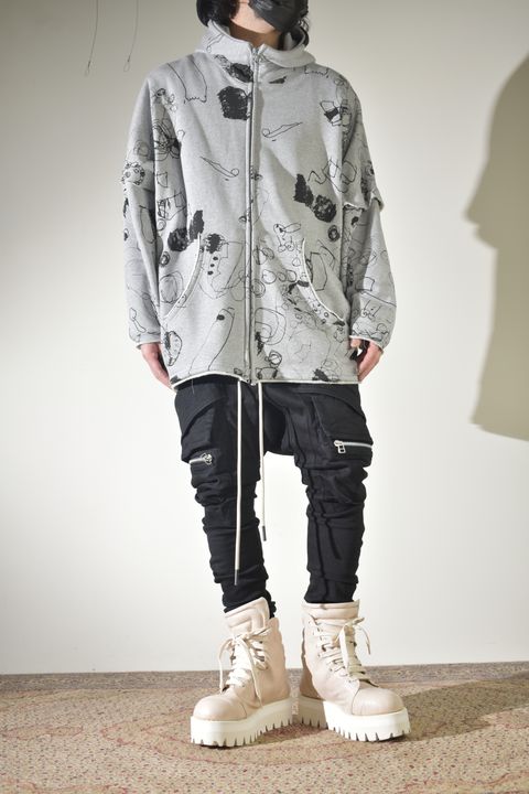 春夏らしいカジュアルミックス