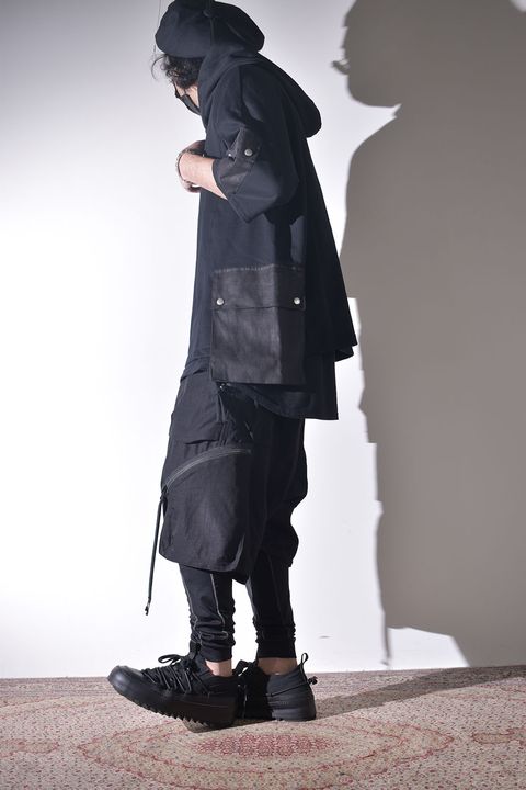 Hoodieも残り1点となっております。