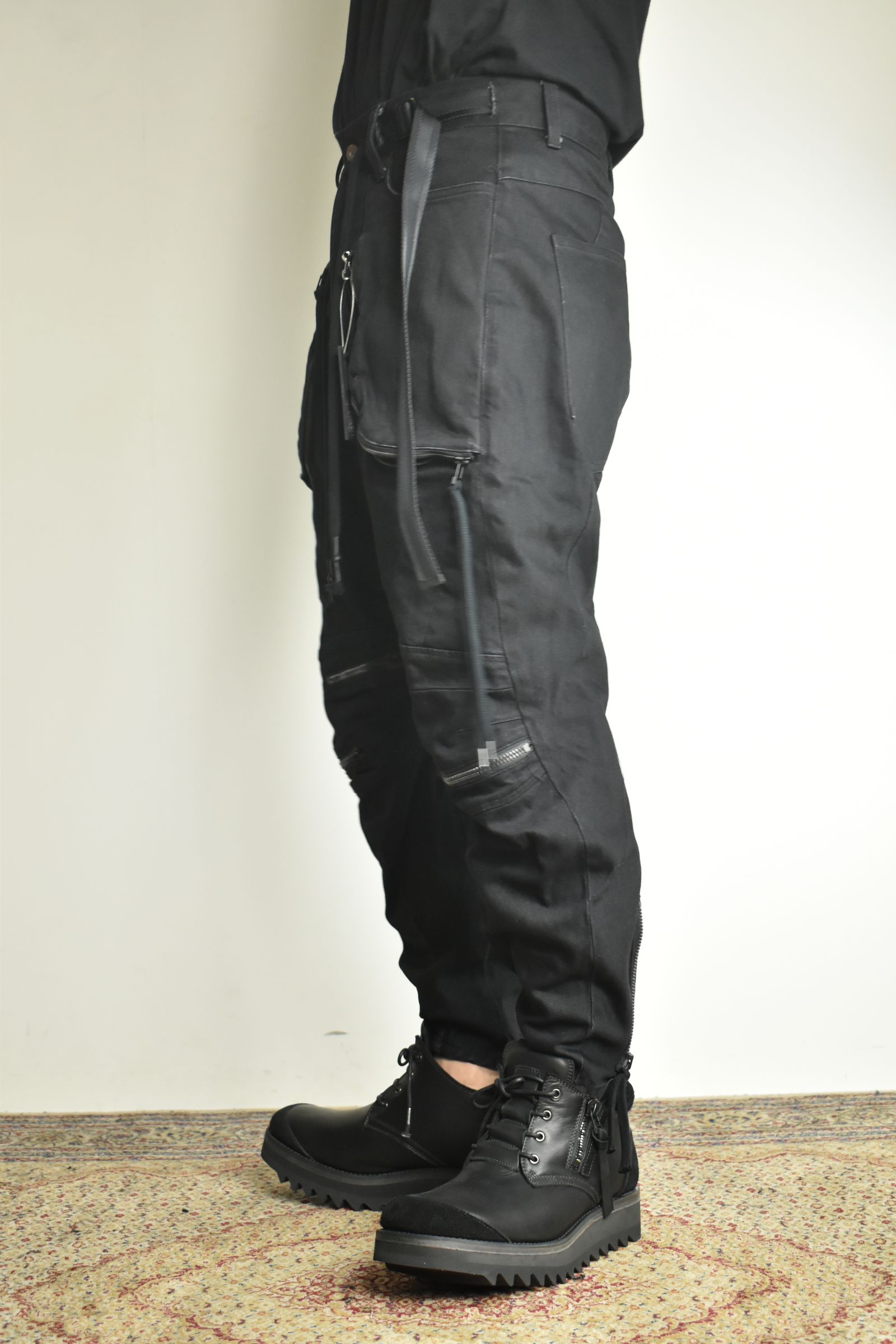 Stretch Denim Knee-Open Cropped Pants"Black" / ストレッチデニムニーオープンクロップドパンツ"ブラック"