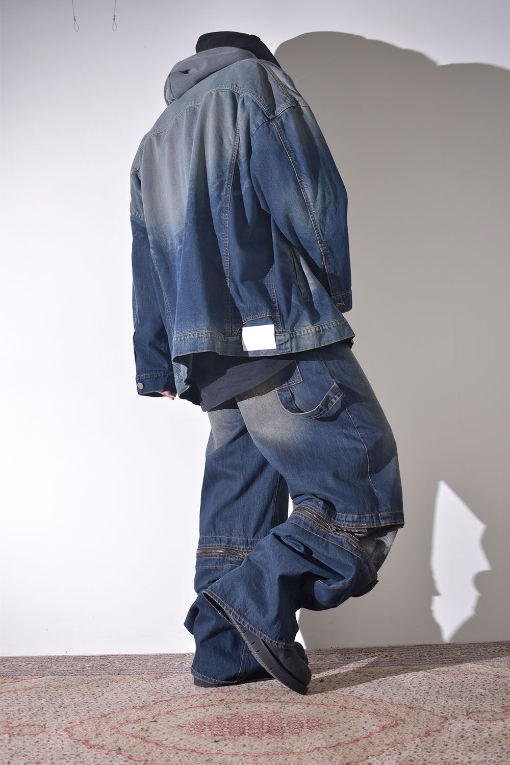 ISABEL BENENATO 2025AW ラグジュアリーなカジュアル